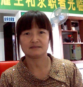 杨秋琼
